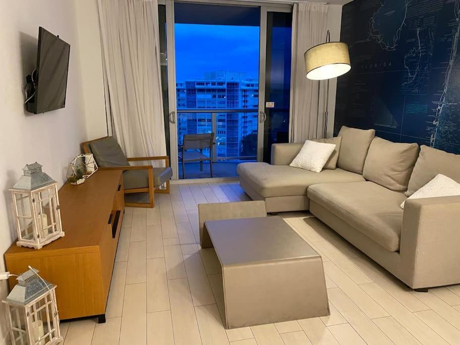 Miami Beach 1B/1B Incredible View Apartment With Kitchen Hallandale Beach Exterior photo